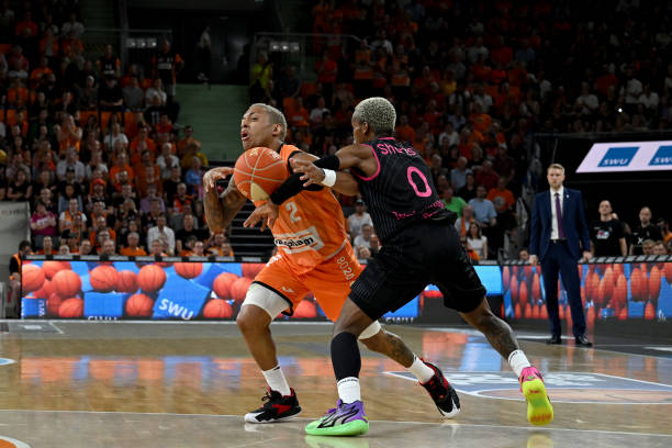 强劲的篮板 强劲的篮板