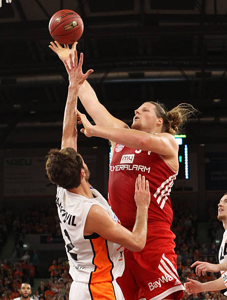 目前有两家 目前有两家