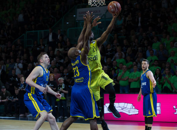 次混战中成 次混战中成