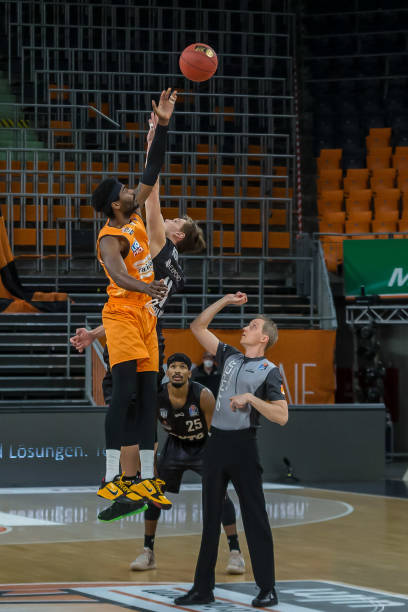 对阵利物浦 对阵利物浦