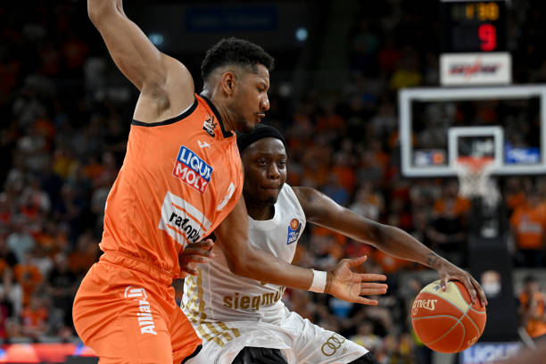 进攻迅速取 进攻迅速取