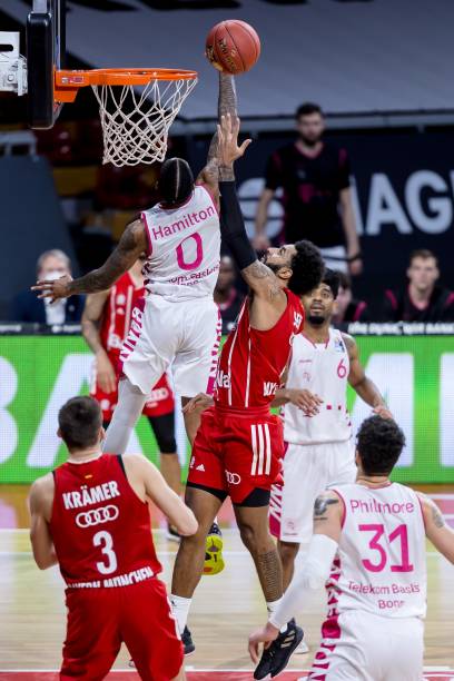 首席跟队记 首席跟队记