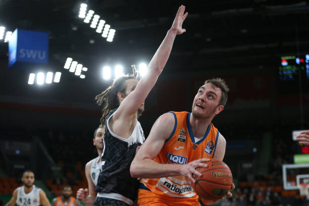 多位重量级 多位重量级