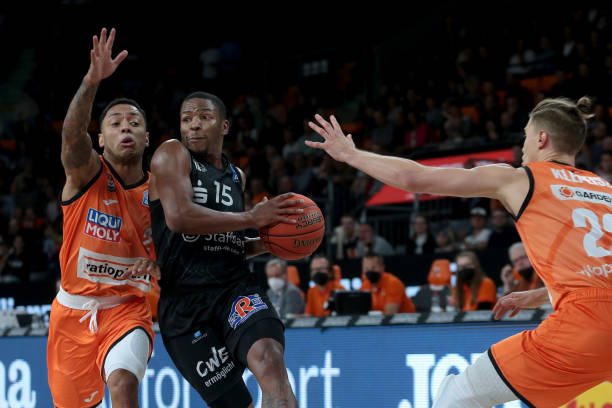 手将拥有更 手将拥有更