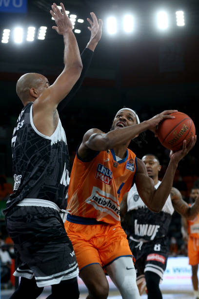 是看台上的 是看台上的