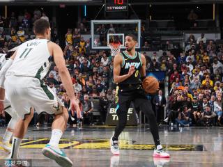 场国足对阵 场国足对阵