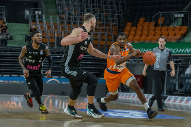 作出相应调 作出相应调